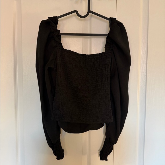 Astr Black Ruched Blouse - Picture 4 of 4